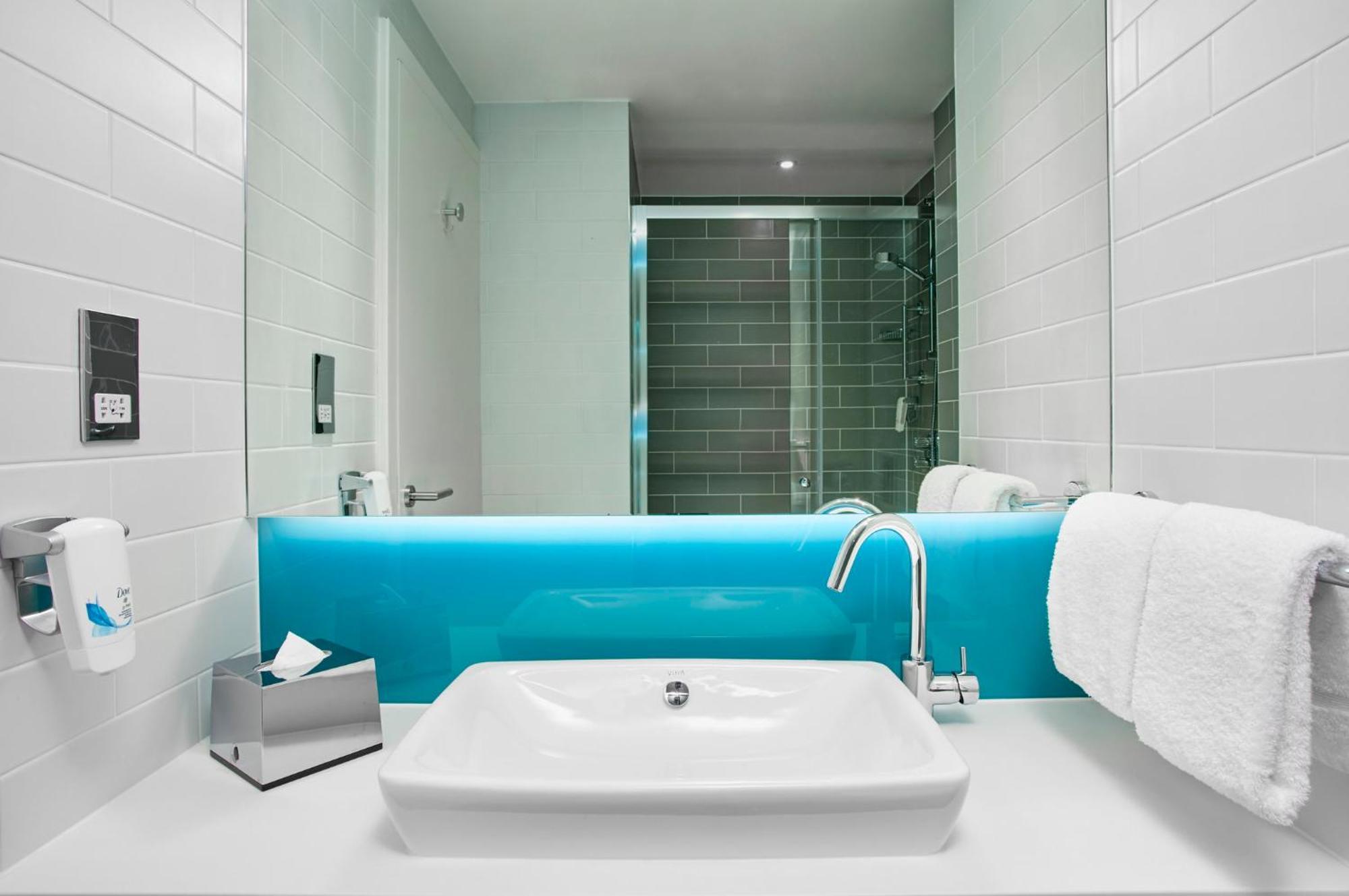 Holiday Inn Express Paris - Poissy By Ihg ภายนอก รูปภาพ