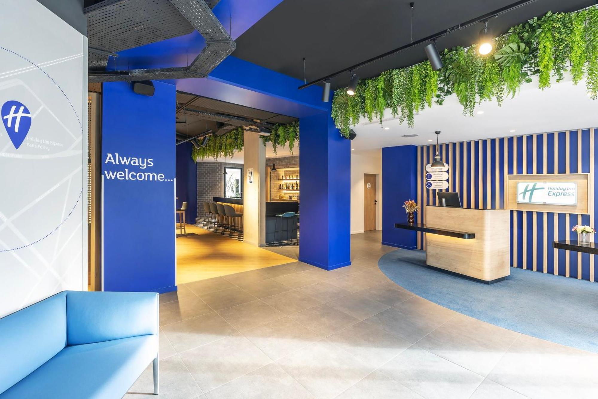 Holiday Inn Express Paris - Poissy By Ihg ภายนอก รูปภาพ