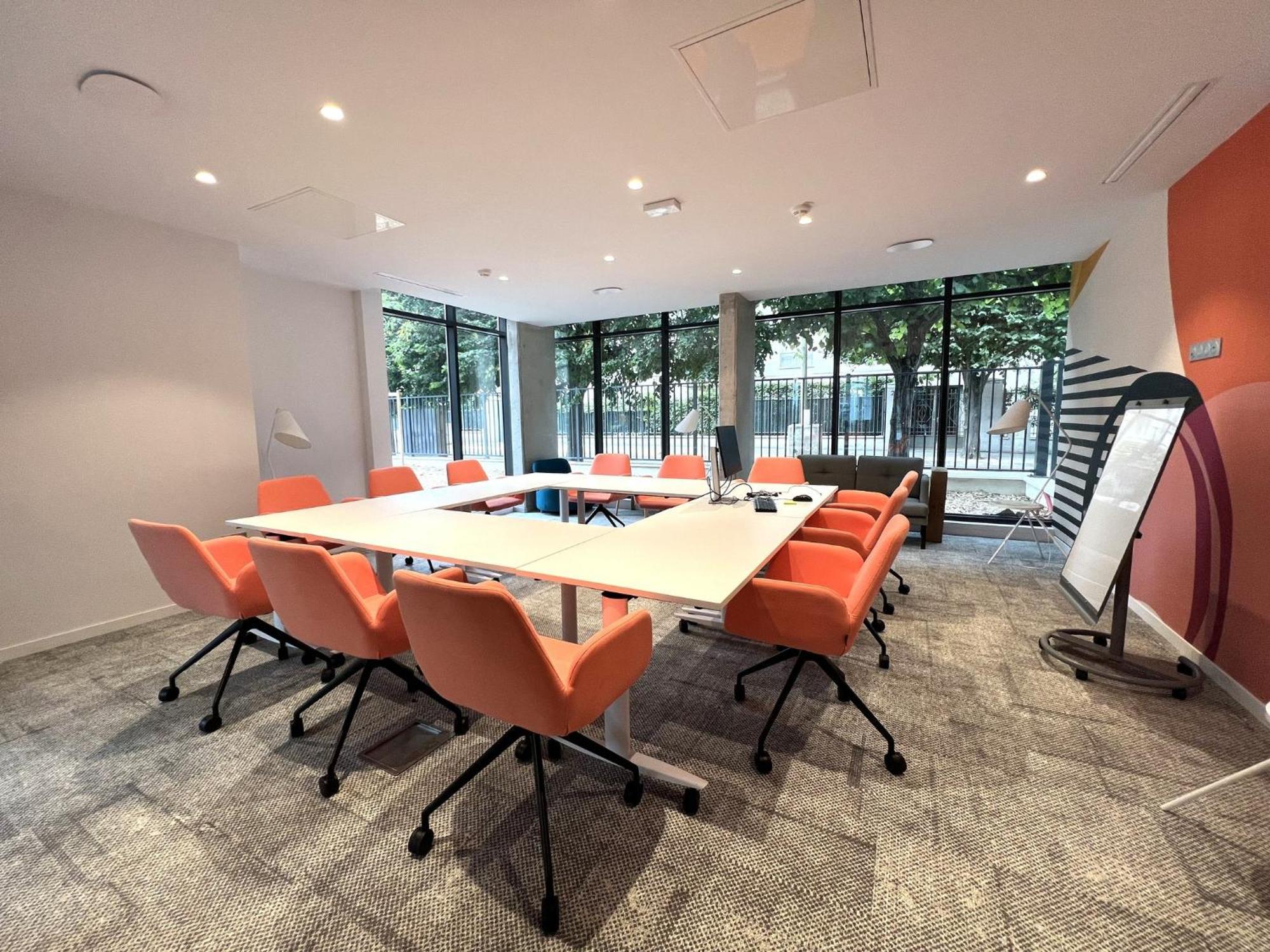 Holiday Inn Express Paris - Poissy By Ihg ภายนอก รูปภาพ