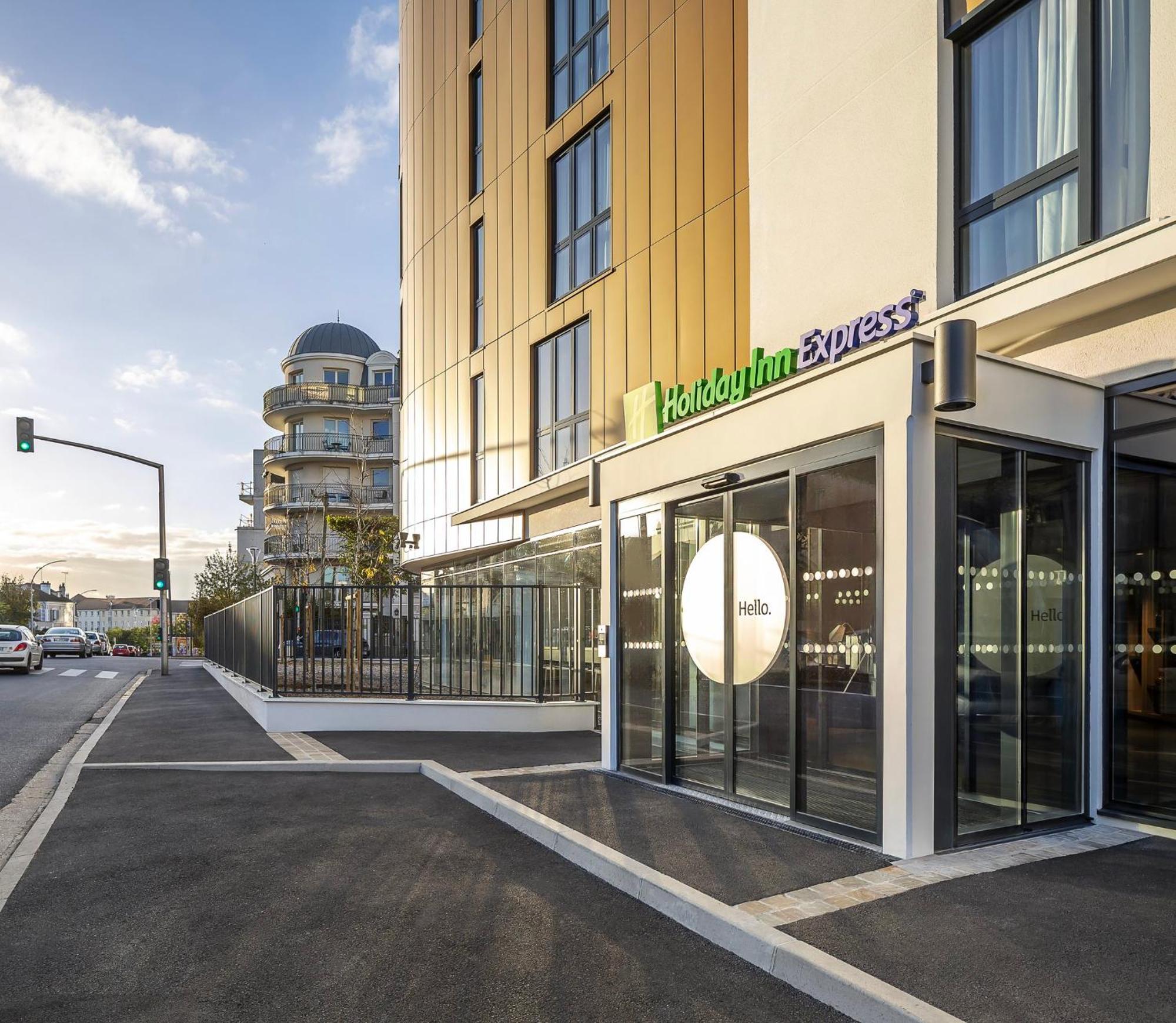 Holiday Inn Express Paris - Poissy By Ihg ภายนอก รูปภาพ